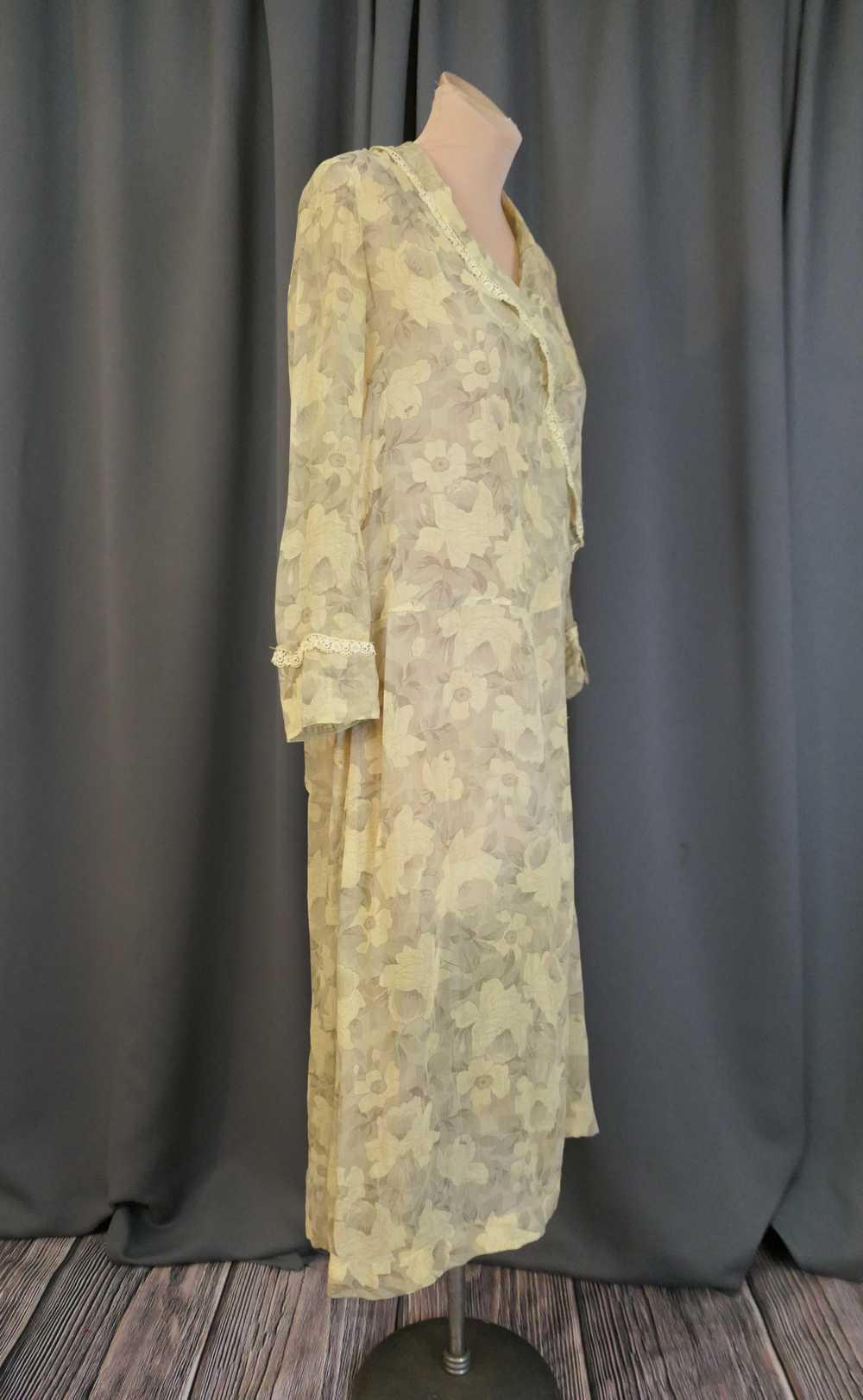 Vintage 1920s Voile Dress Sheer Yellow & Beige Fl… - image 11