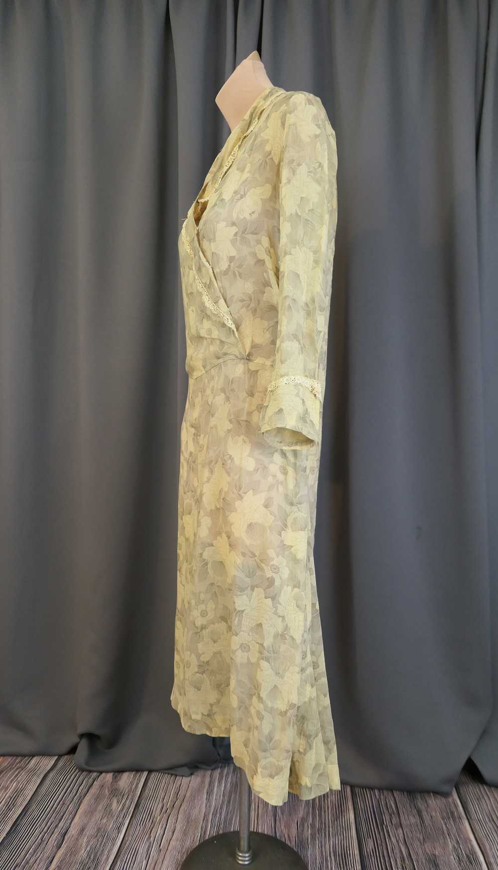 Vintage 1920s Voile Dress Sheer Yellow & Beige Fl… - image 8