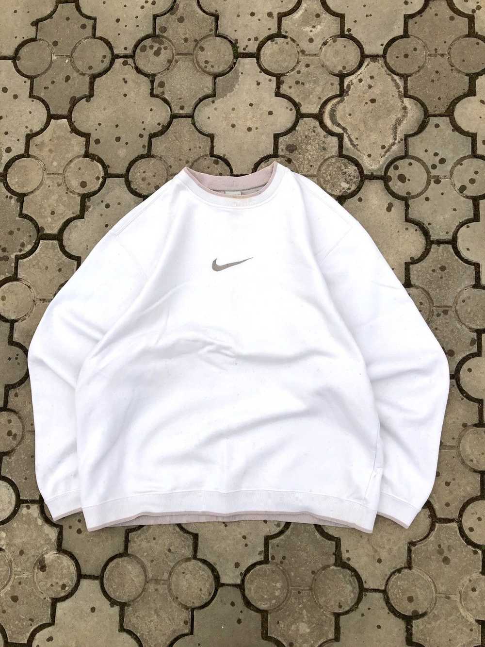 Nike × Vintage Vintage Nike Swoosh Y2K Crewneck S… - image 2