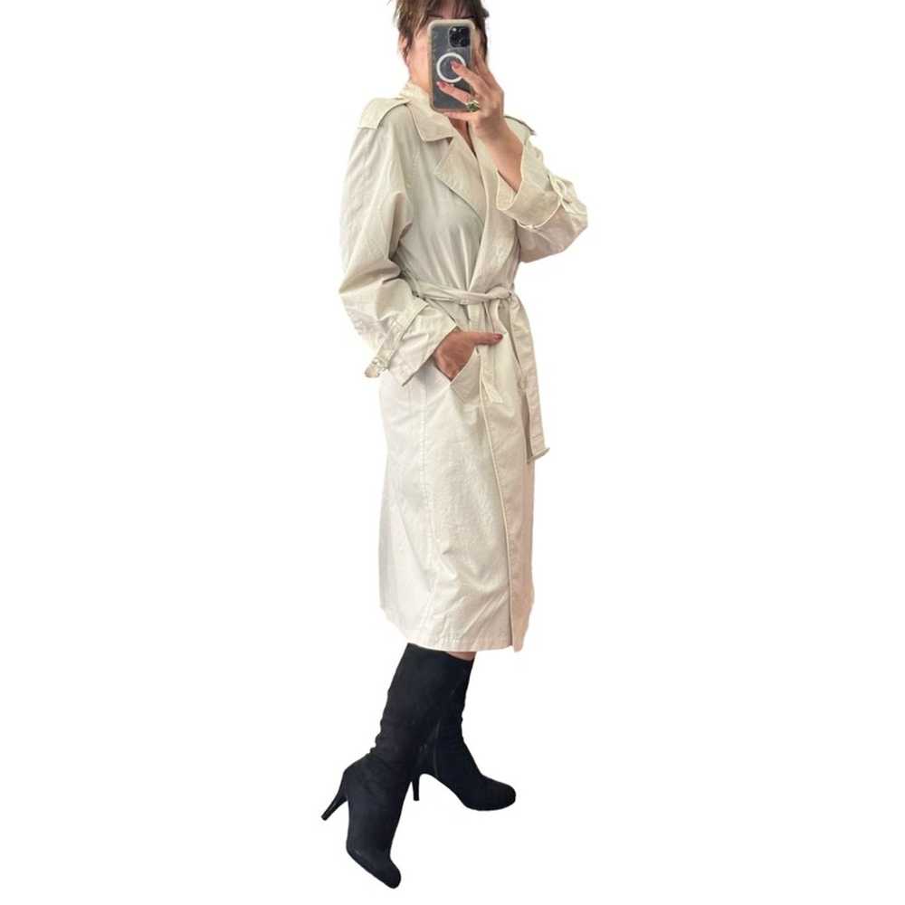 London Fog Vintage London Fog Winter White Belted… - image 2