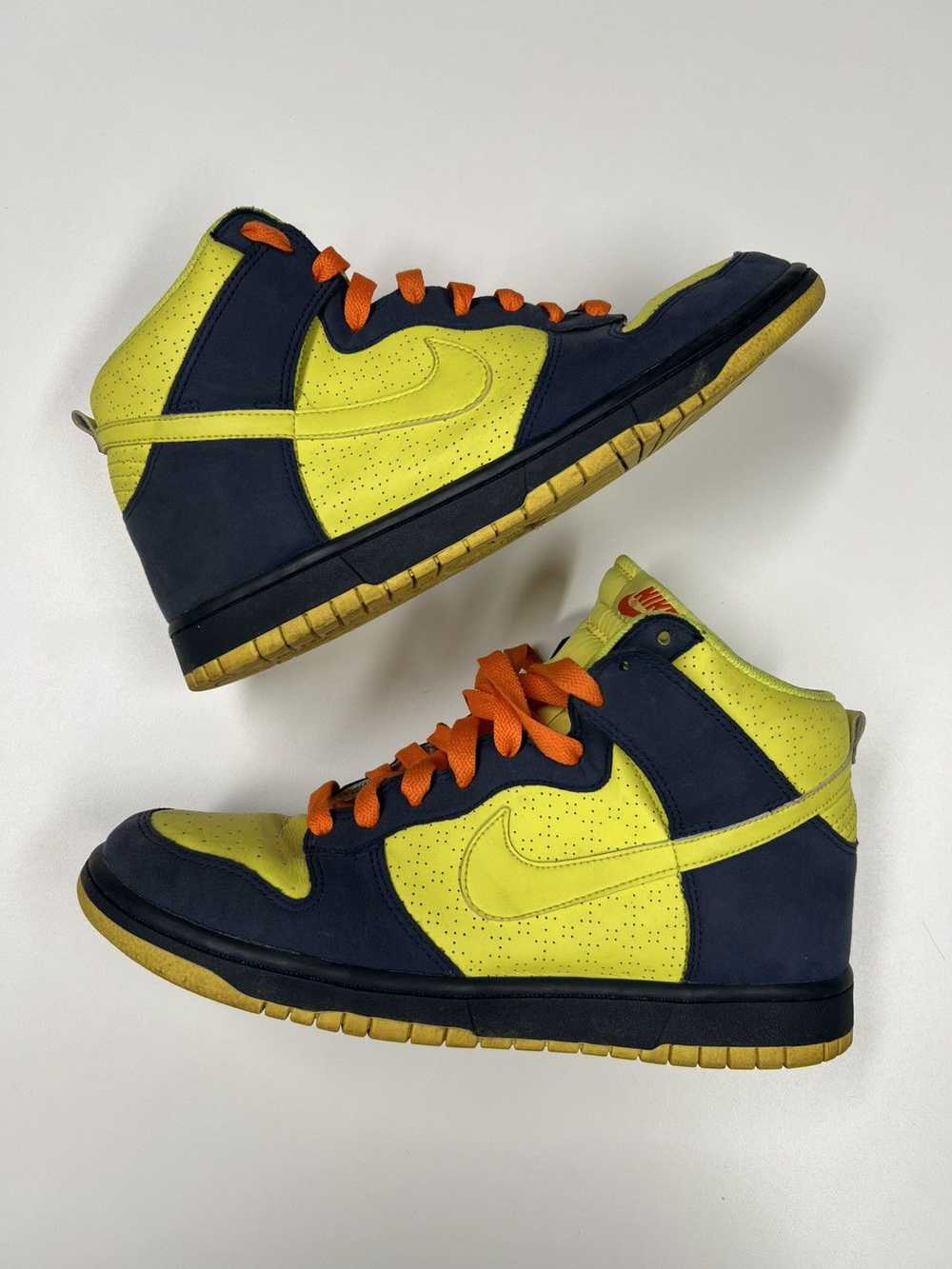 Nike 2009 Nike Dunk High ‘Homer Simpson’ Voltage … - image 3