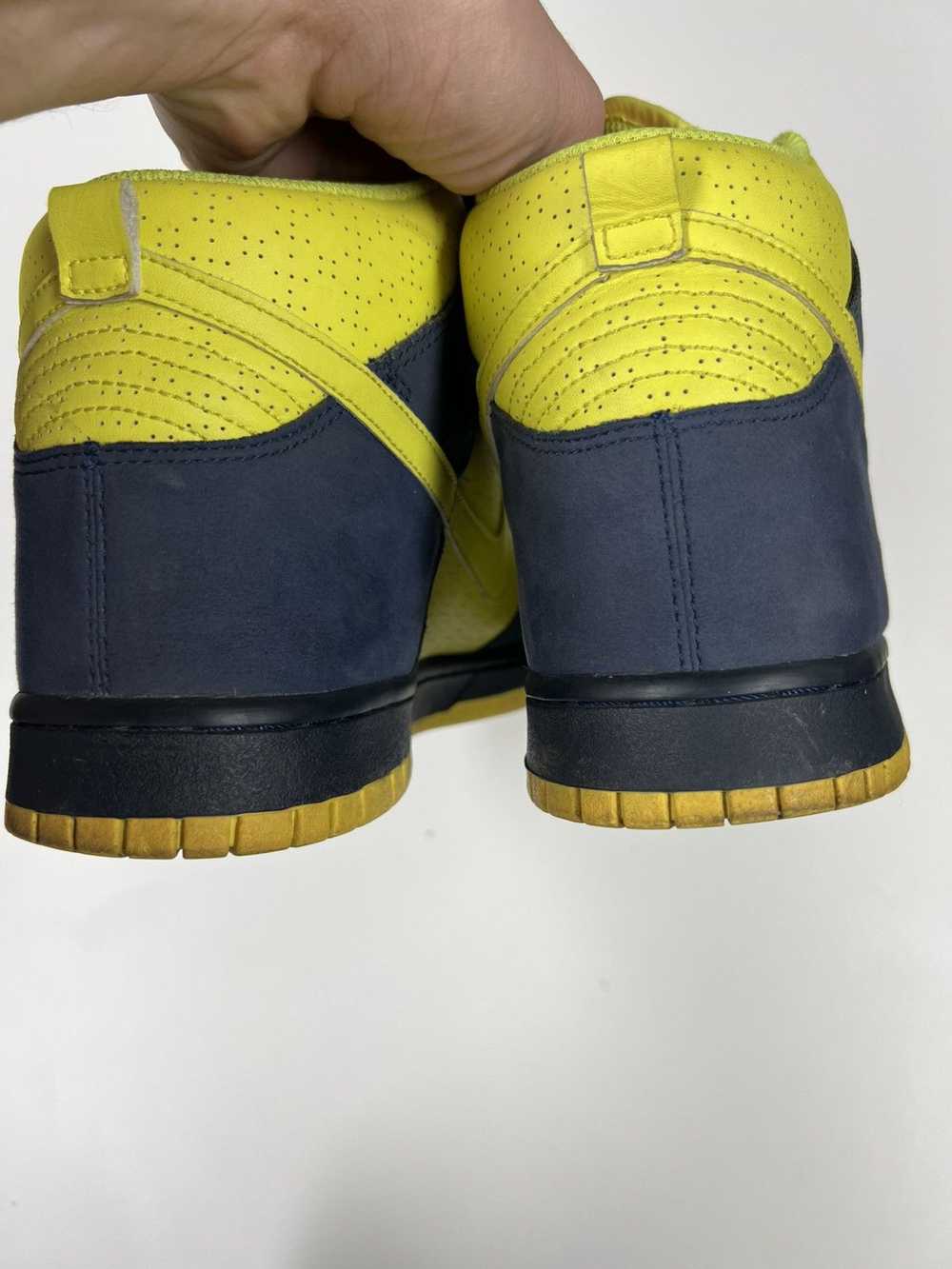 Nike 2009 Nike Dunk High ‘Homer Simpson’ Voltage … - image 6