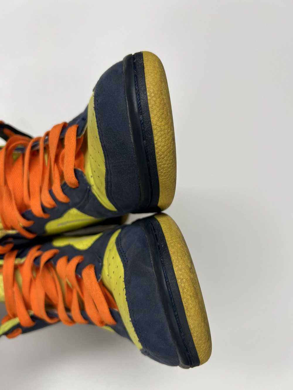 Nike 2009 Nike Dunk High ‘Homer Simpson’ Voltage … - image 8