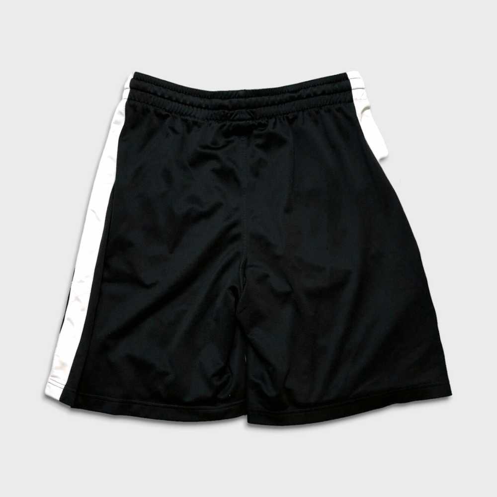 Nike × Streetwear × Vintage Nike Sportswear Short… - image 3