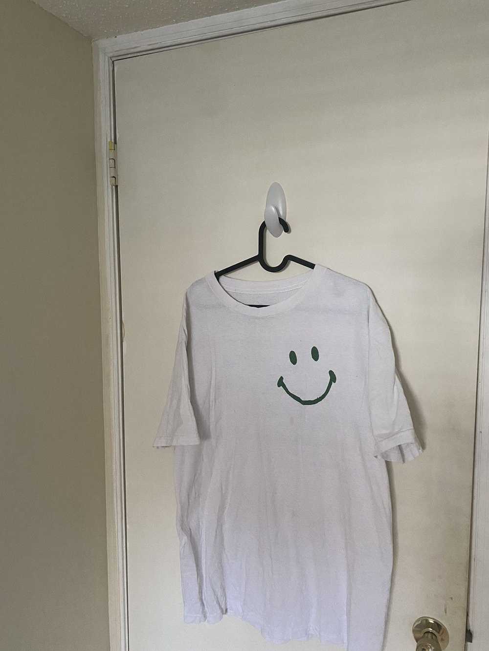 Streetwear Grateful Apparel Smile Tee - image 1