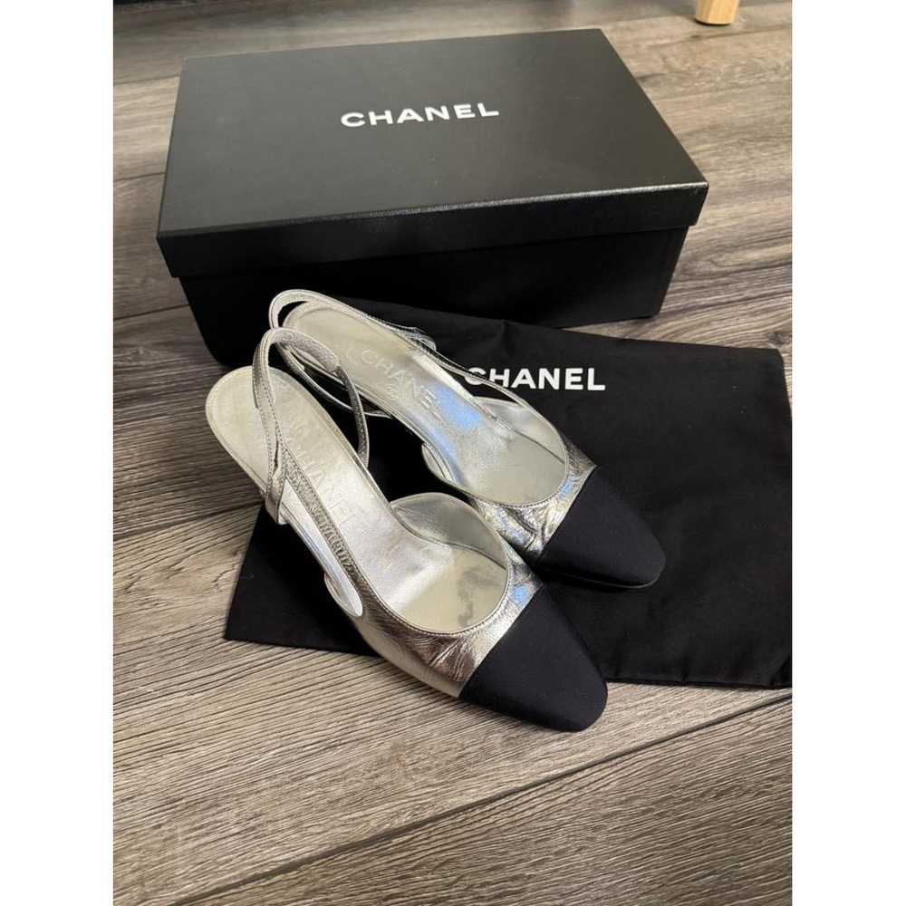 Chanel Slingback leather sandal - image 10