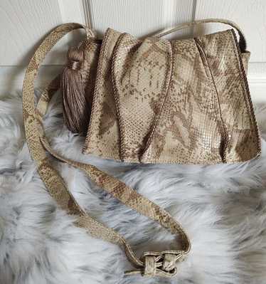 Vintage vintage Sharif snake textured handbag