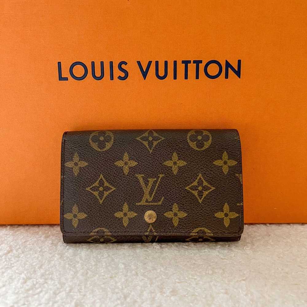 Louis Vuitton Authentic Louis Vuitton Porte Monna… - image 1