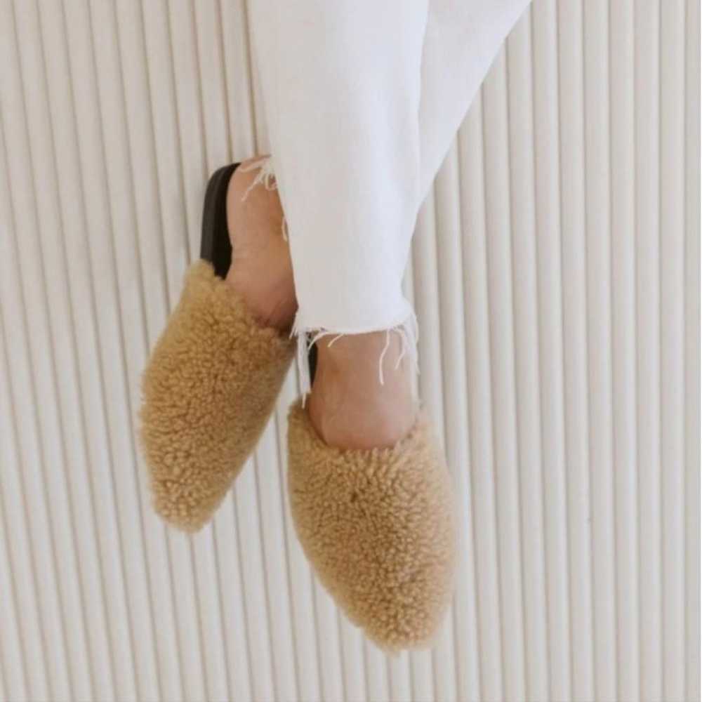 Jenni Kayne Shearling mules & clogs - image 3