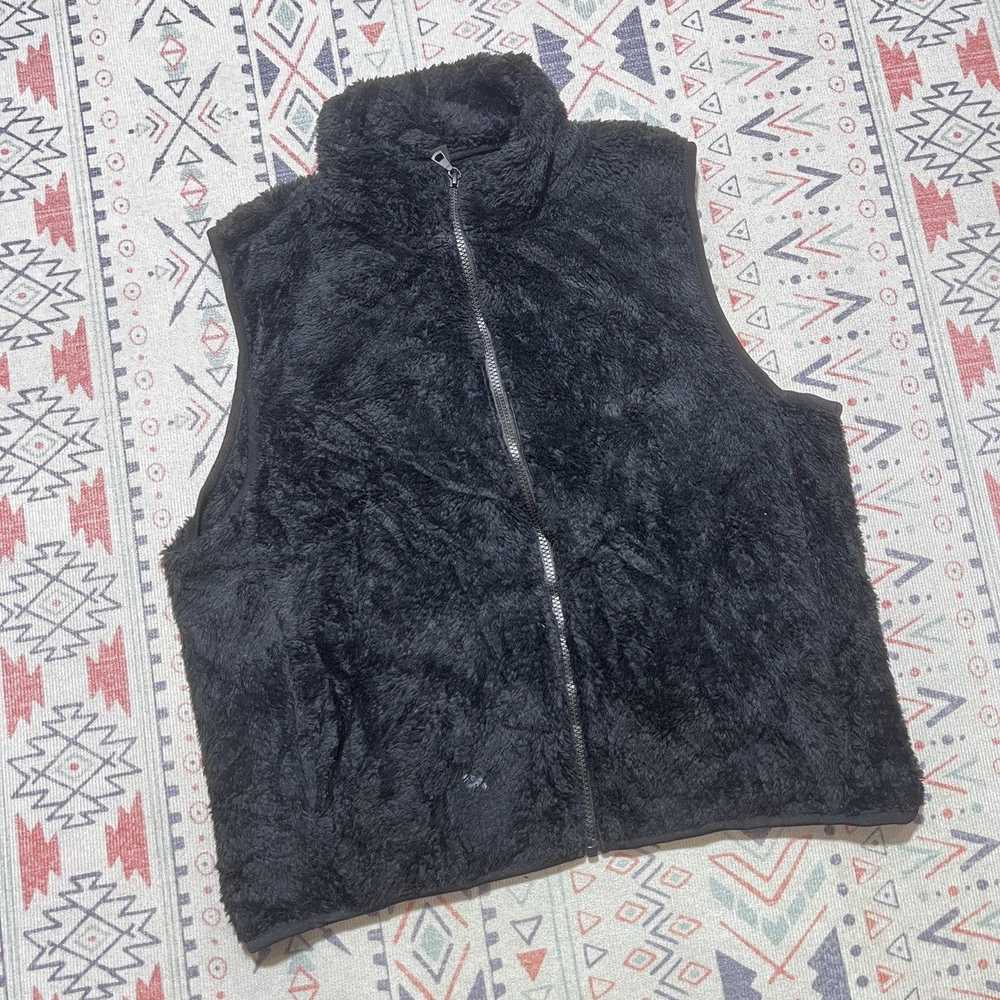 Japanese Brand × Uniqlo Uniqlo Fleece Black Vest - image 1