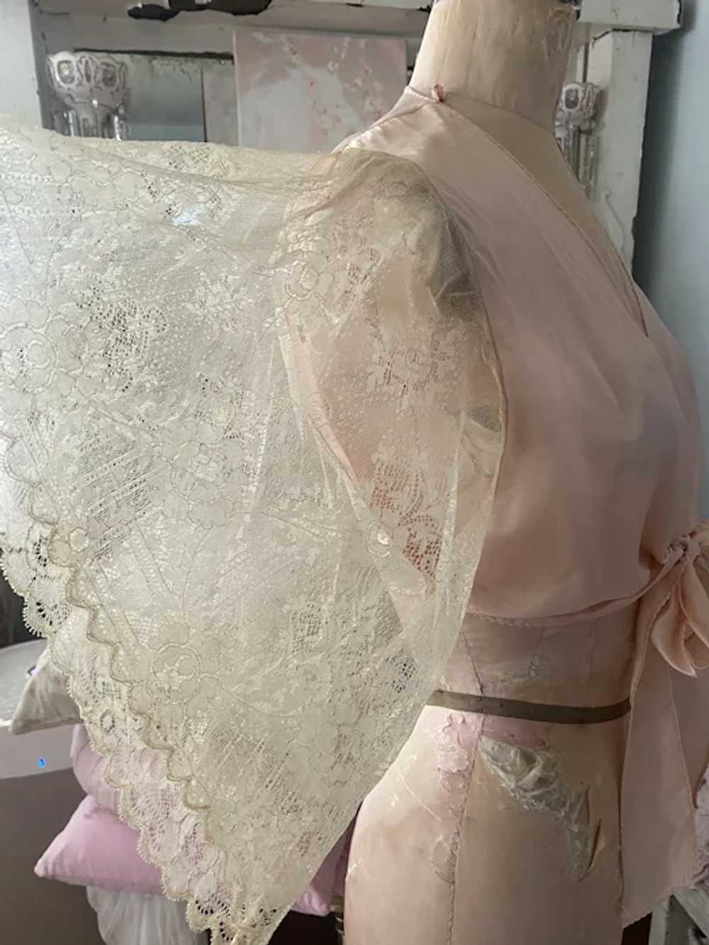 **** Vintage 1920-30 Pink Silk Lace Flutter Sleev… - image 9