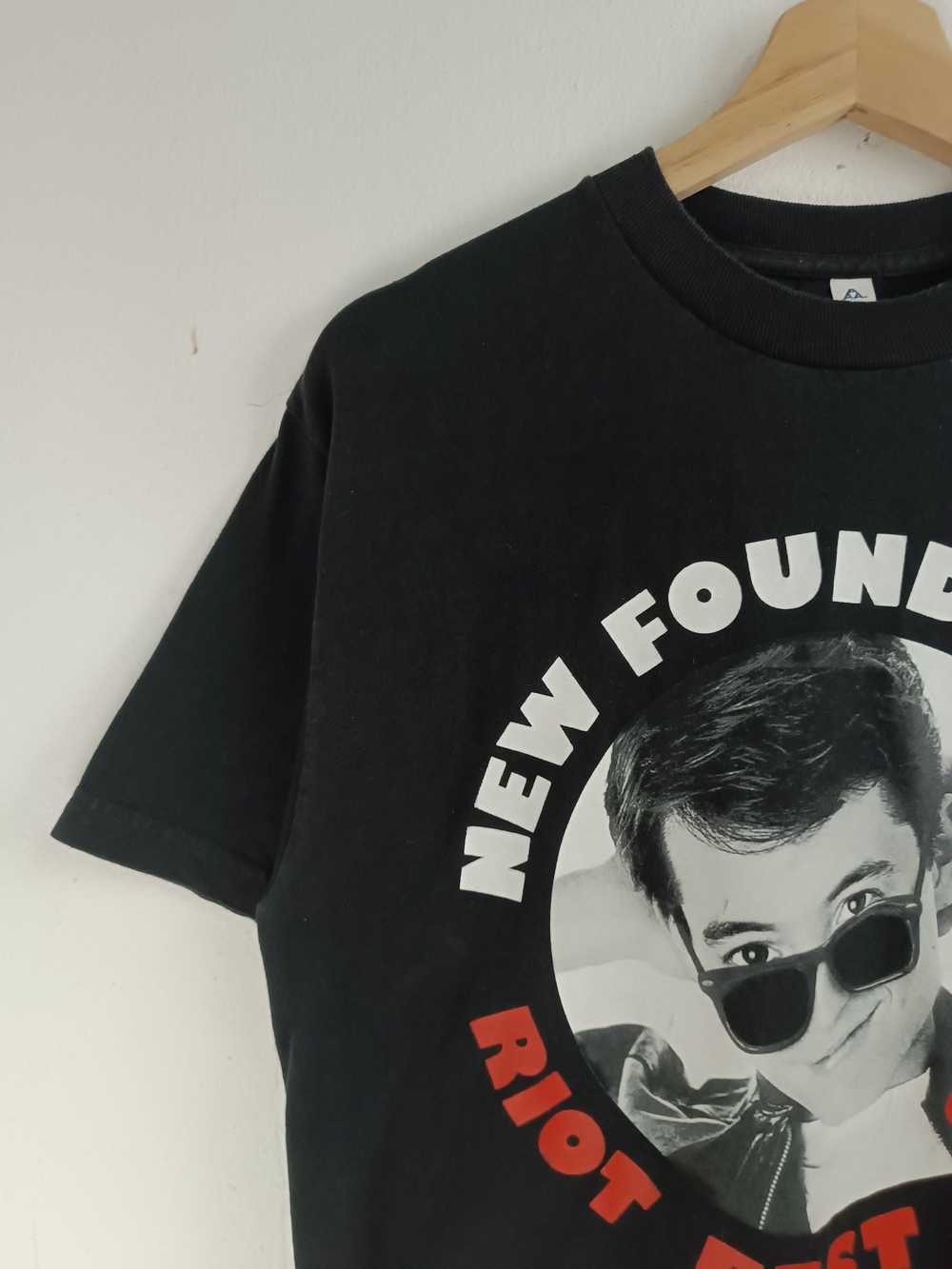 Band Tees × Vintage VINTAGE NEW FOUND GLORY RIOT … - image 5