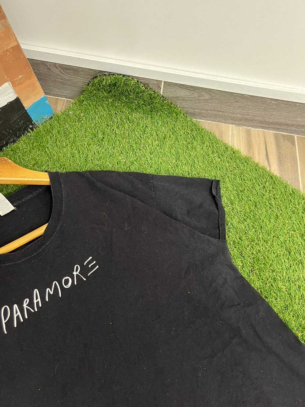 Band Tees Paramore Band T-Shirt - image 4