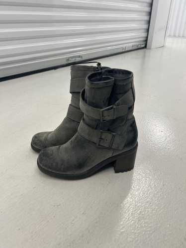 Designer Stylish Women's Gray Ankle Boots with Buc