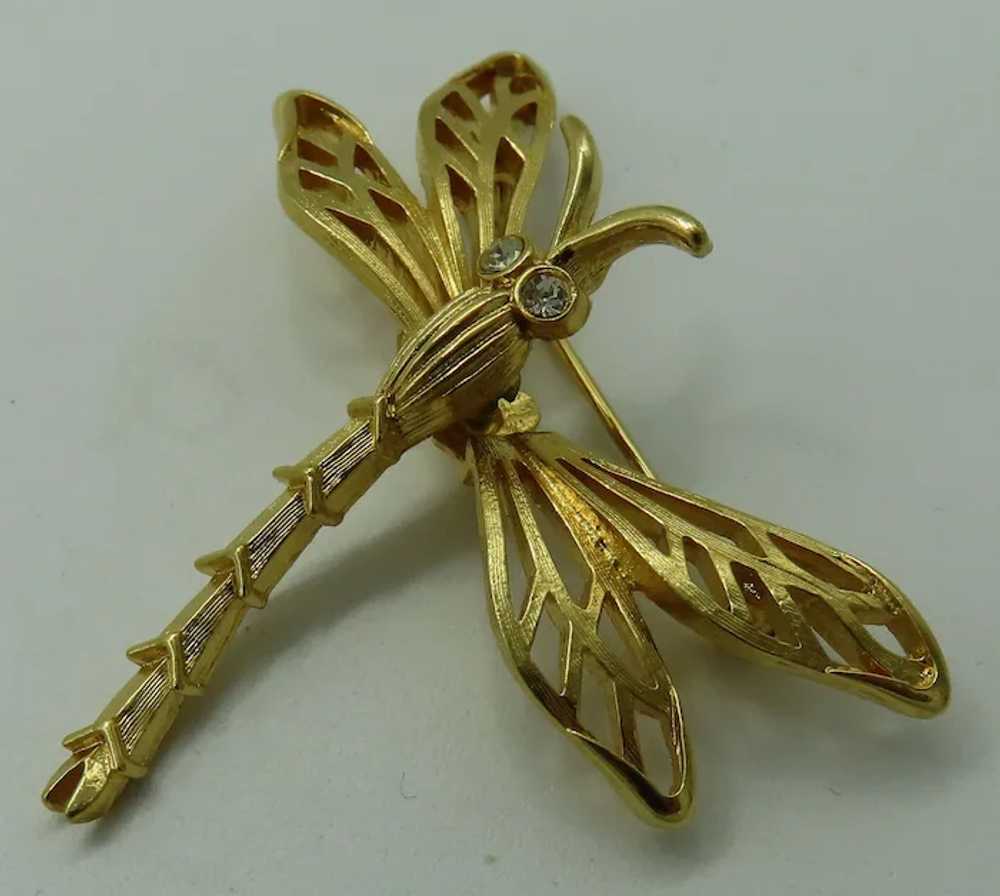 Trifari TM Dragonfly Trembler Brooch Gold tone - image 3