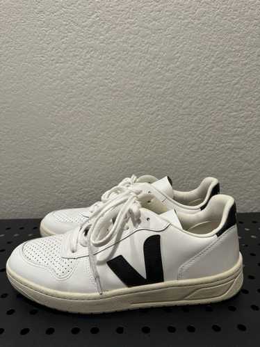 Veja VEJA V-10 Leather White Black