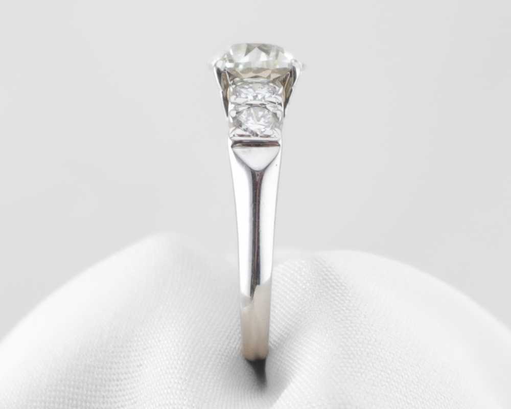 Midcentury Diamond & Platinum Engagement Ring - image 4