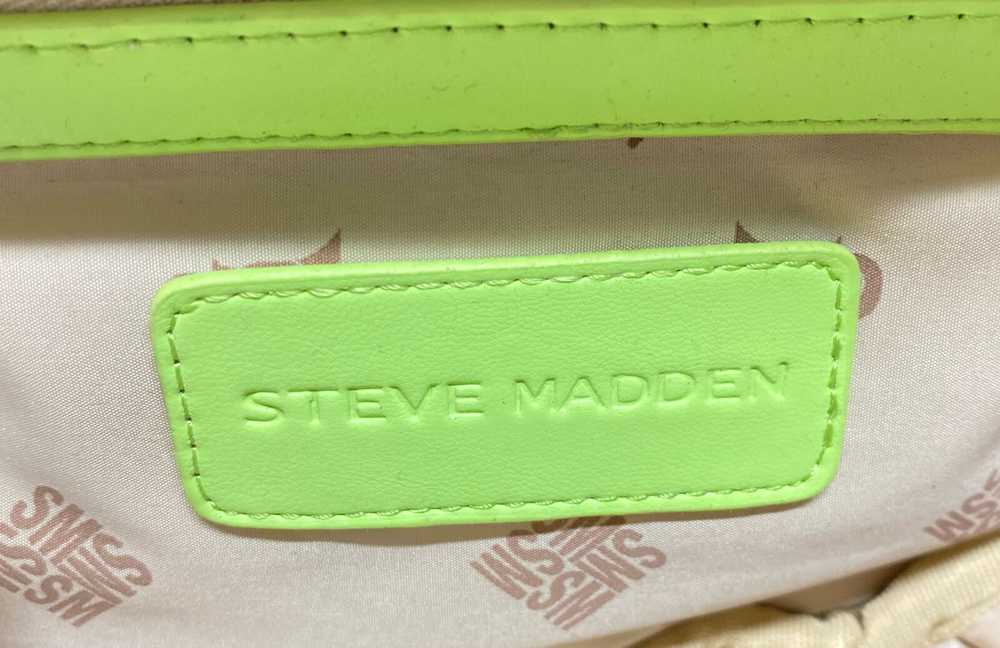 Steve Madden Belt Bag/Fanny Pack Neon Green - image 5