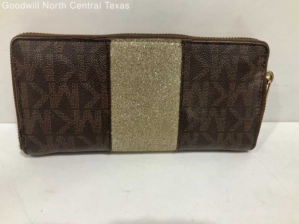 Michael Kors Wallet - image 6