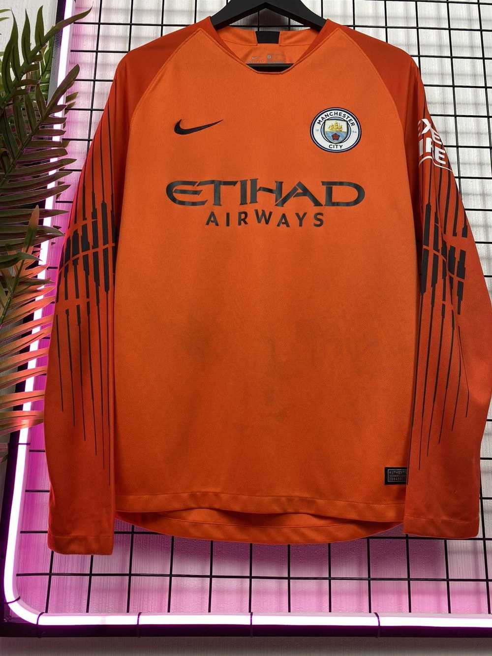 Nike × Soccer Jersey × Vintage Nike Manchester Ci… - image 3