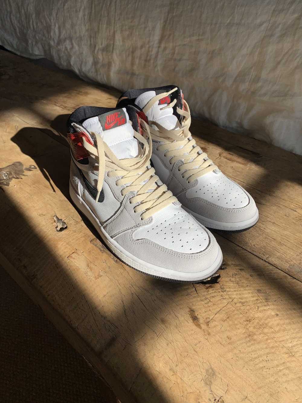 Jordan Brand × Nike Air Jordan 1 Retro High Light… - image 1