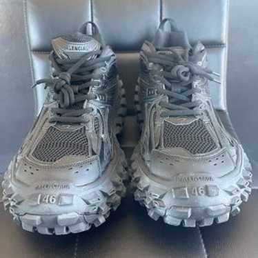 BALENCIAGA DEFENDER 41 箱付き Balenciaga defender 41 - Gem