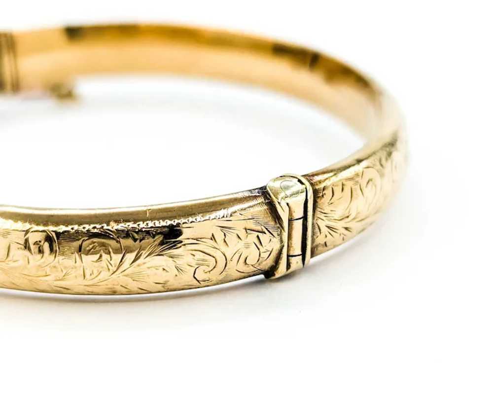 Cool Vintage Hinged Bangle with Floral Etching in… - image 5