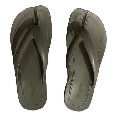 Maison Martin Margiela Tabi flip flops