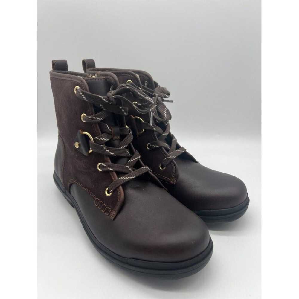 Ugg Leather snow boots - image 9