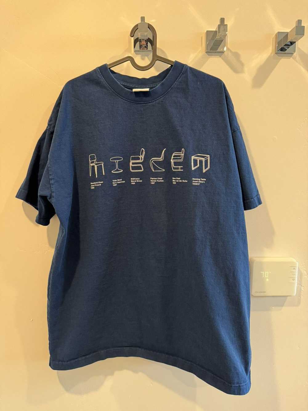 HIDDEN Hidden NY In Plain Sight Chairs Shirt XL - image 5