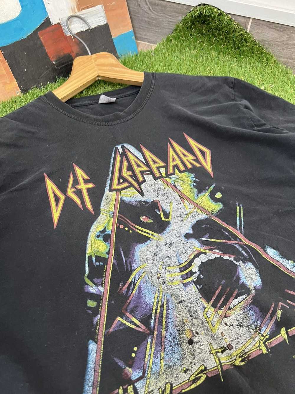 Band Tees × Def Leppard Def Leppard Basic Logo Li… - image 5