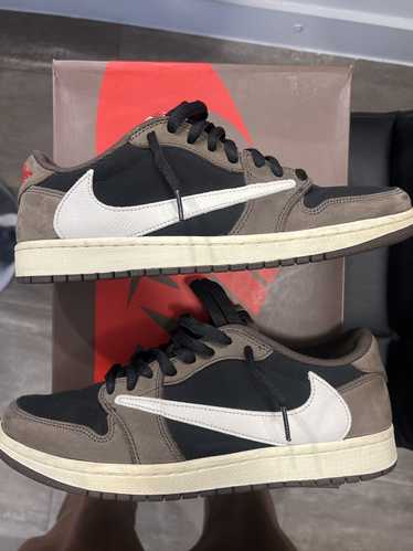 Nike × Travis Scott Travis Scott X Jordan 1 Low Mo