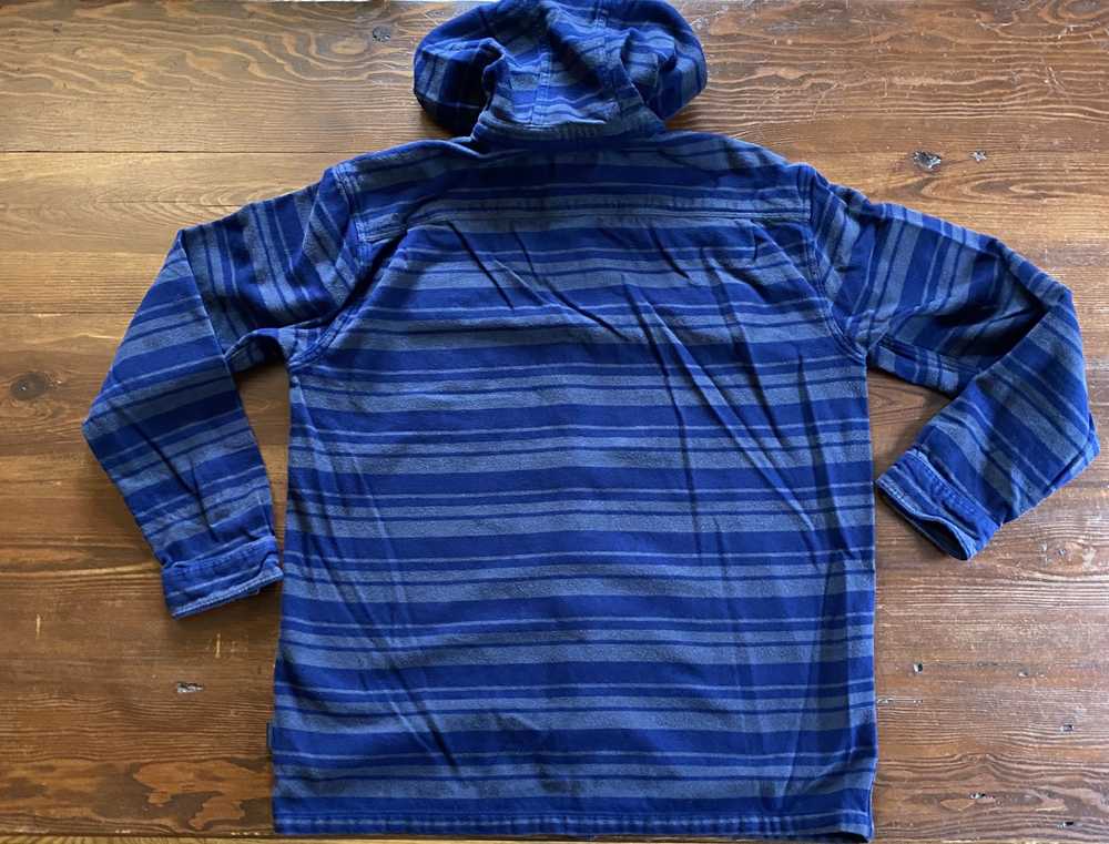 Flannel × Patagonia Patagonia Striped Hoodie Long… - image 11