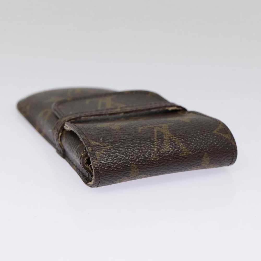 Louis Vuitton Louis Vuitton Etui à lunettes wallet - image 11