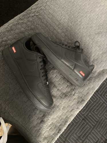 Nike × Supreme Nike Black Air Force 1s Supreme