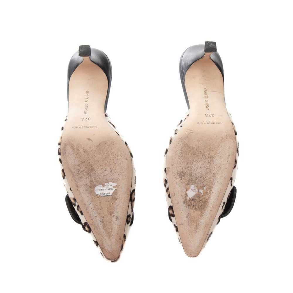 Manolo Blahnik Maysale pony-style calfskin heels - image 5