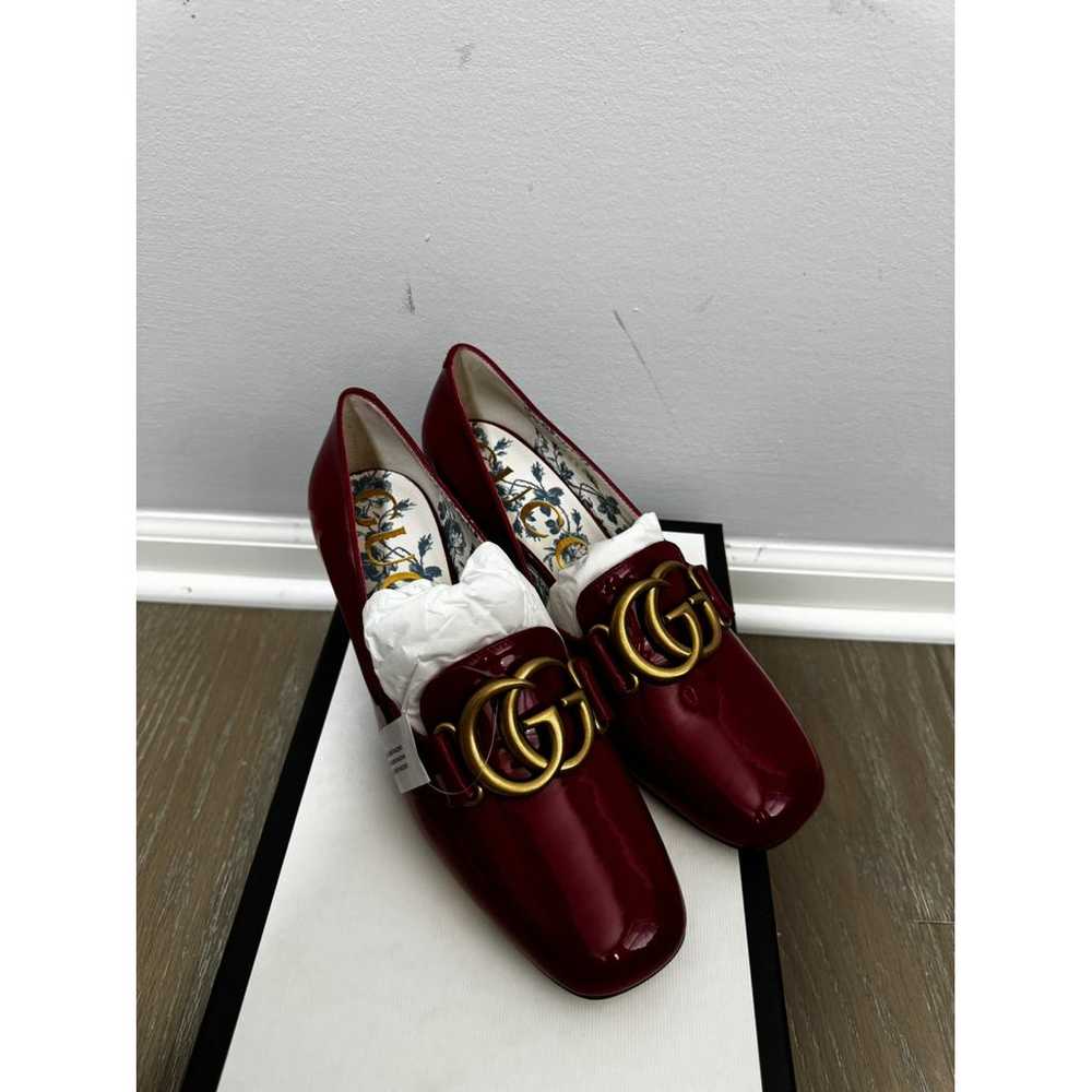 Gucci Malaga patent leather heels - image 2