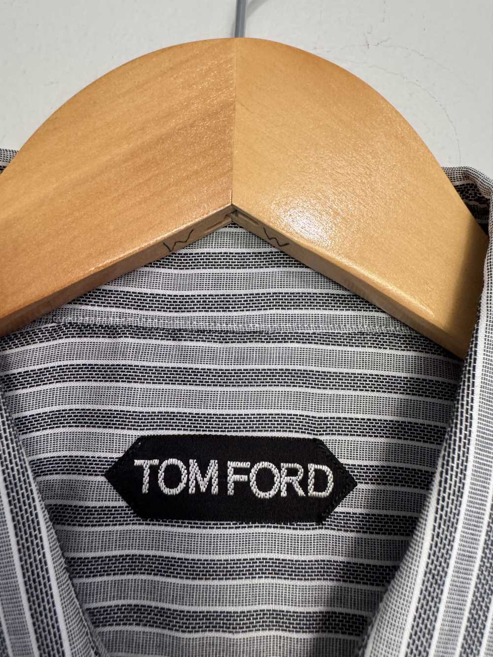 Tom Ford Tom Ford Stripe Button Shirt Size 41 / 16 - image 5