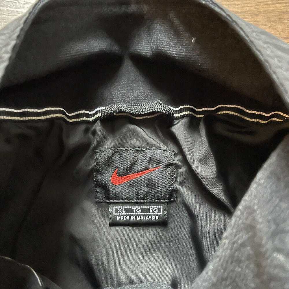 Nike Vtg Nike Nylon Jacket Logo 90s Y2K Black Men… - image 7