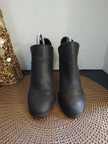 Gianni Gianni Bini Expa-Dition Booties Size 8.5