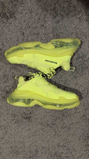 Balenciaga Balenciaga Triple S - Fluo Yellow