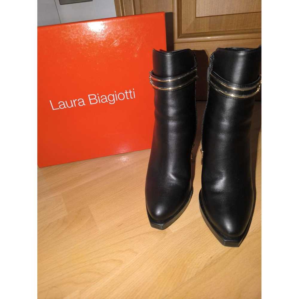 Laura Biagiotti Vegan leather boots - image 2