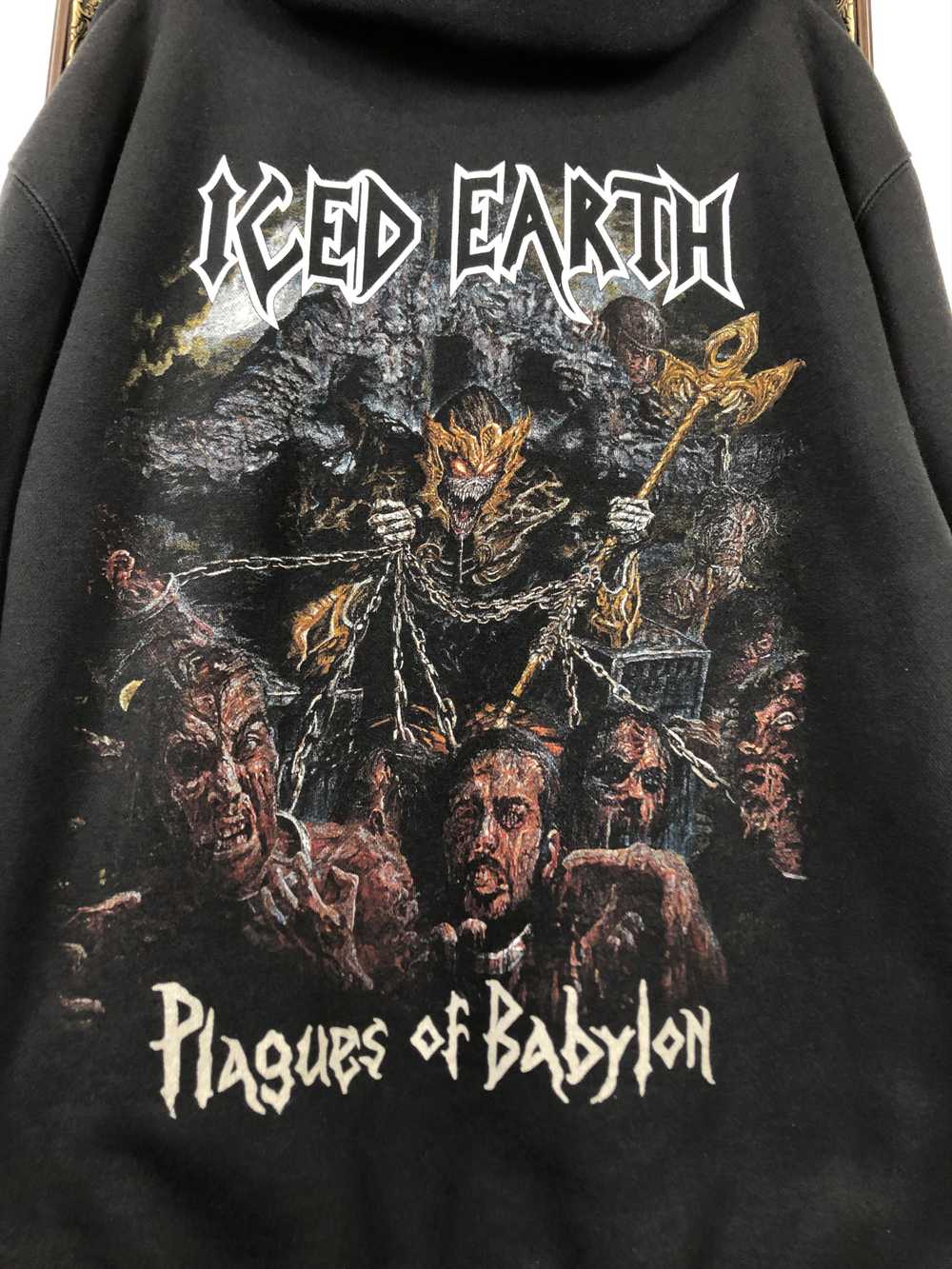 Band Tees × Rare × Vintage Vintage Iced Earth Pla… - image 3