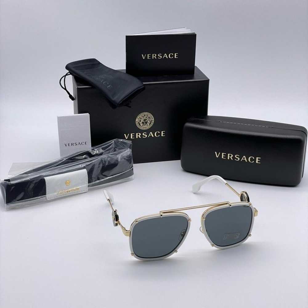 Versace Oversized sunglasses - image 3