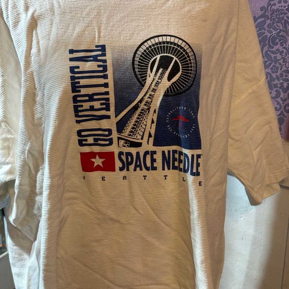 NBDN Nobrandedon VTG Seattle Space Needle tee shi… - image 3