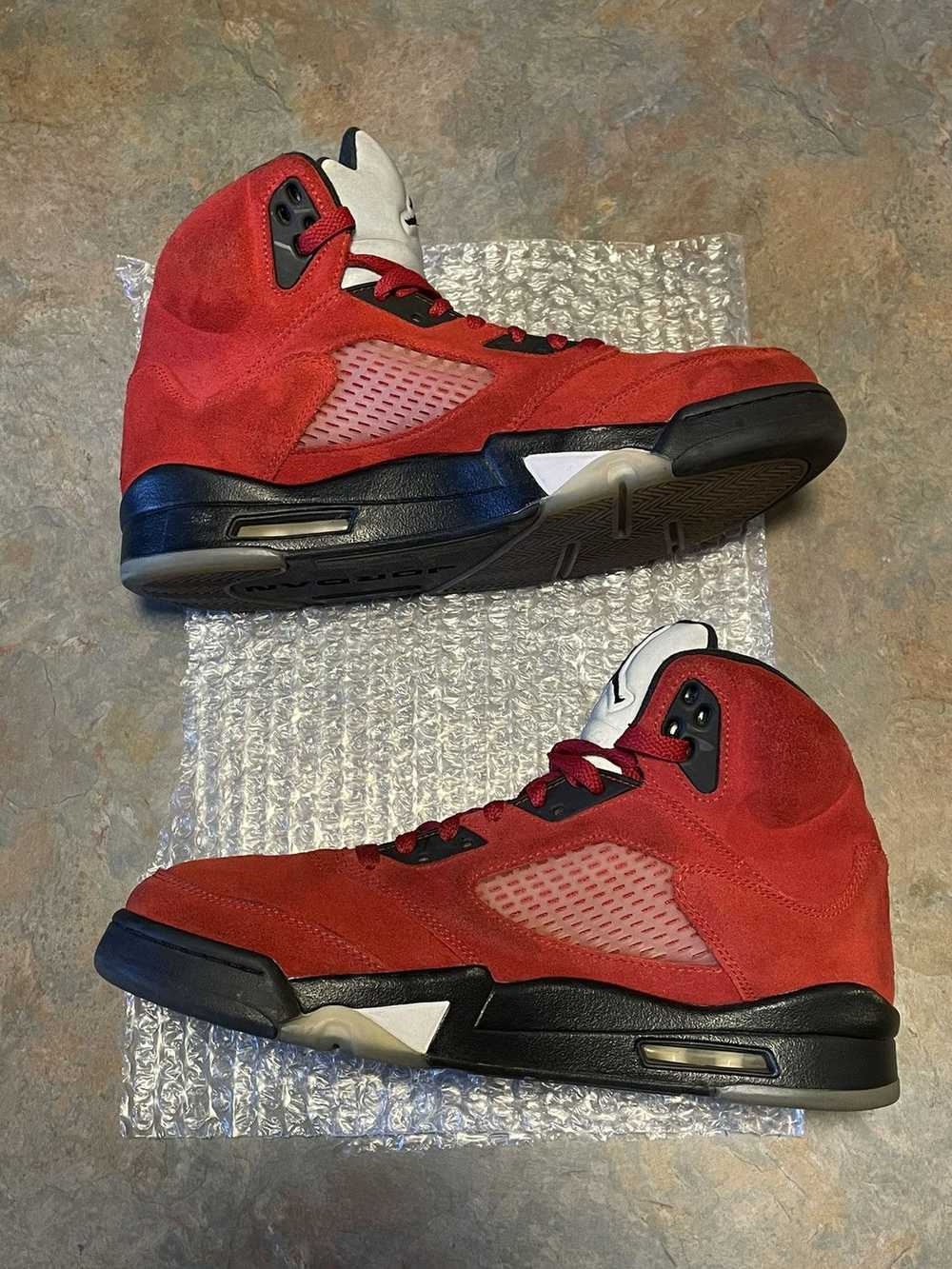 Jordan Brand × Nike Jordan 5 raging bull size 10 - image 2