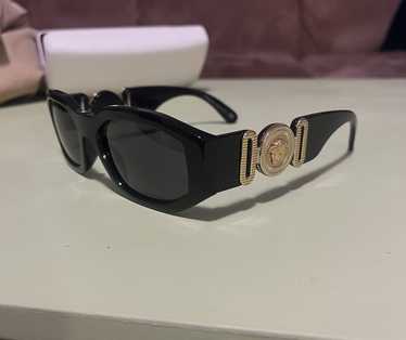 Versace Women's black and gold Versace sunglasses - image 1