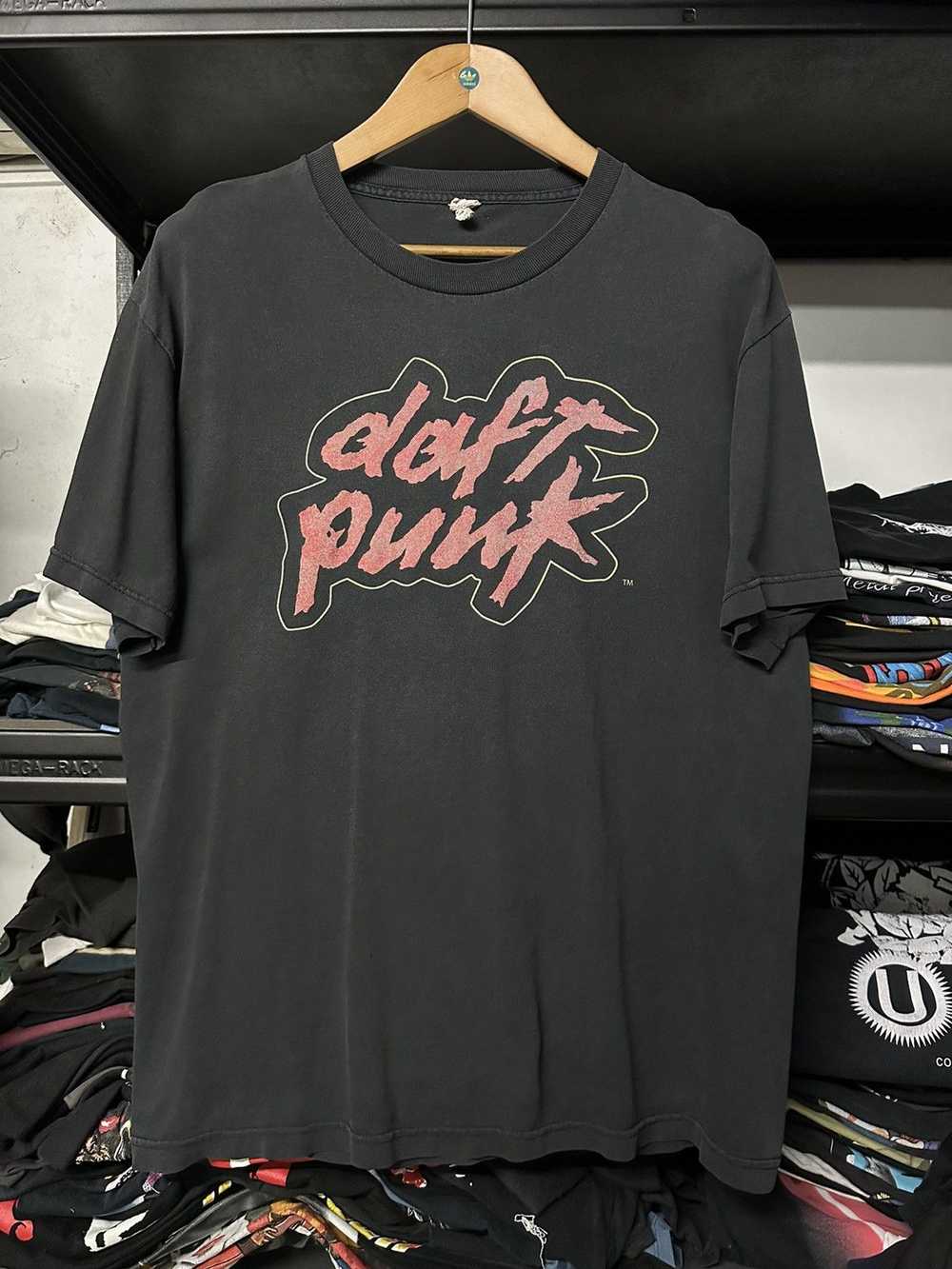 Band Tees × Rap Tees × Vintage Vintage Y2K Daft P… - image 1