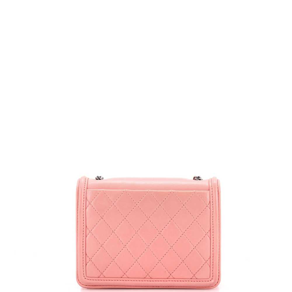 CHANEL Boy Brick Flap Bag Lambskin and Plexiglass… - image 3