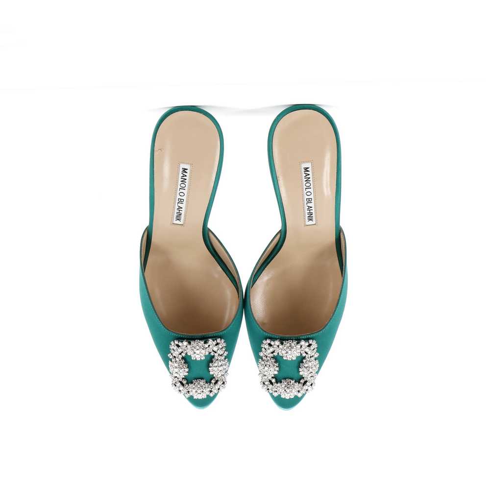 Manolo Blahnik Women's Hangisimu Heeled Mules Sat… - image 3